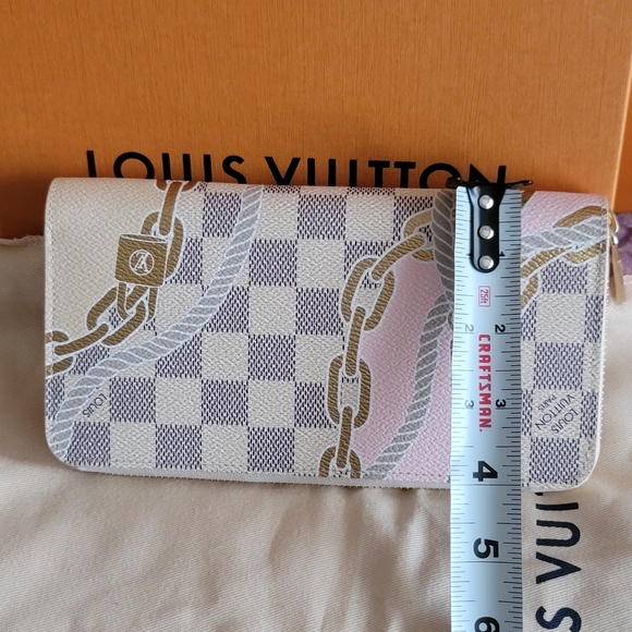 Louis Vuitton Damier Azur Chain Lock LV PRINT Large Zippy Wallet New LIMITED ED. - Picture 16 of 17